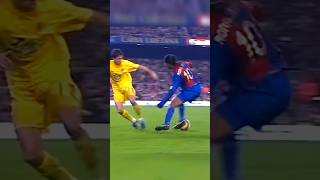 Ronaldinho skills ⚽🔥 #shorts #football #ronaldinho #ronaldo