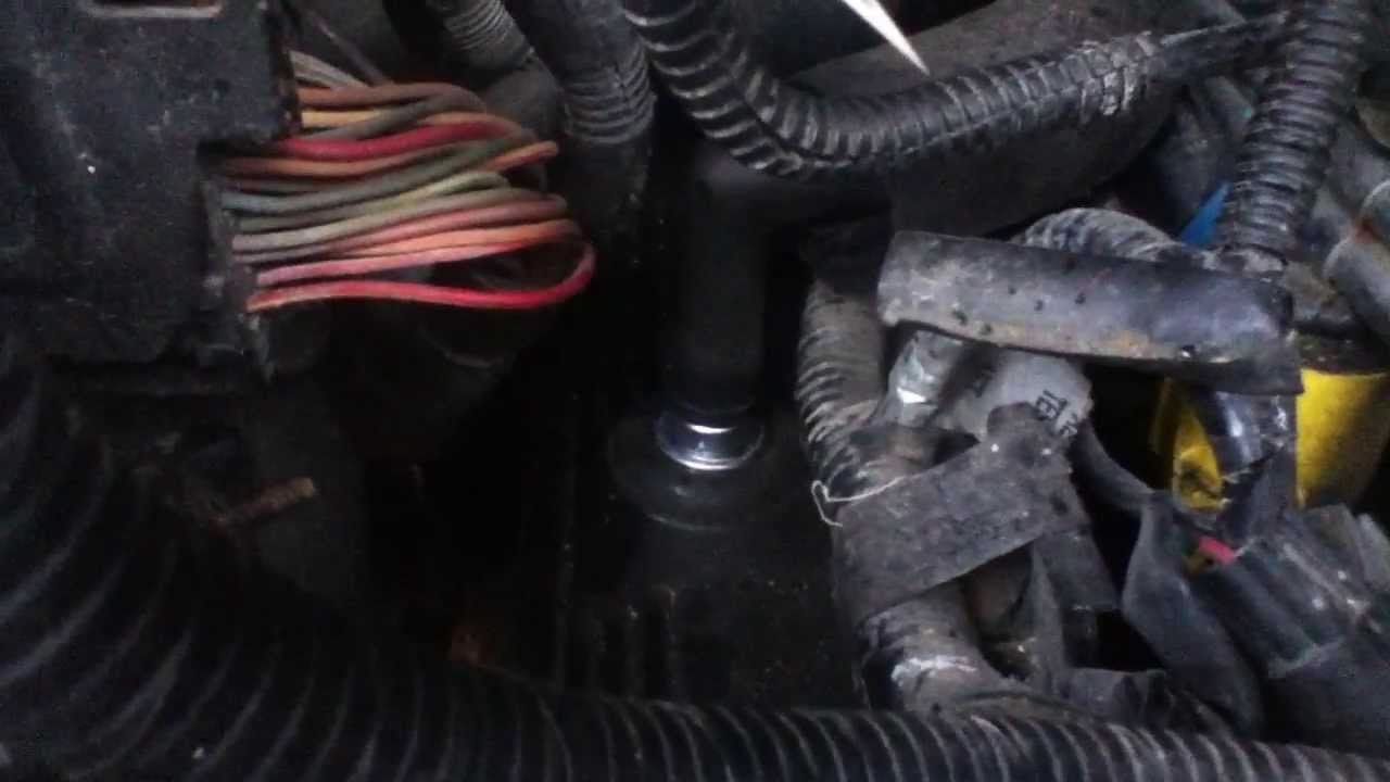 2003 Ford F150 Pcv Valve Replace