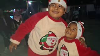 asher y mateo en la celebracion del nacimiento🤠