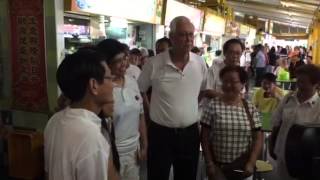 Dr Fatimah Lateef and ESM Goh Chok Tong mingling with residents