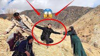 Boy in search of mother and sister | Soldier returns to hell! ⚠️\