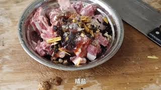 香喷喷的豉汁排骨，看到都流口水，我忍不住吃了满满两碗饭