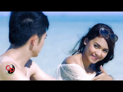 Nicky Tirta & Rini Mentari Indah Cintaku
