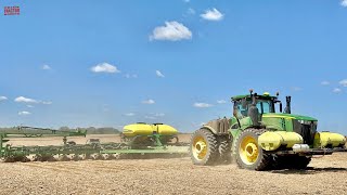 JOHN DEERE 9420R Tractor Planting Corn