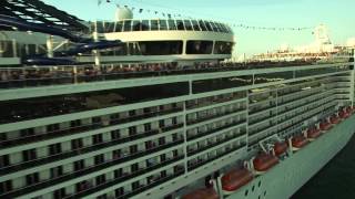 MSC Divina aankomst in Miami 19 november 2013