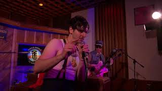 Low Cut Connie \