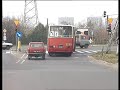 autobus przegubowy potrafi przestawić samochód