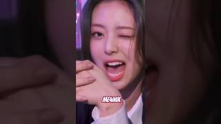 Yuna shows ITZY a Magic trick!!😳 #itzyyuna #yuna #itzy #visual #viral #kpop #trending #shorts