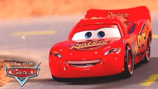 Recreando el Día 1 de Rayo McQueen en stop motion | Radiator Springs | Pixar Cars