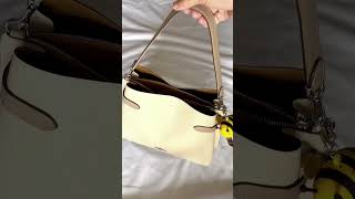 What fits in the Hanna Shoulder bag from Coach! Also this is my first time doing a stop motion edit.