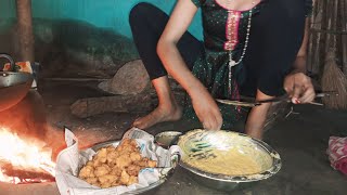 आलू और प्याज़ के पकौड़े potato and onion pakore/ easy way village recipe @VillageCookingChannel