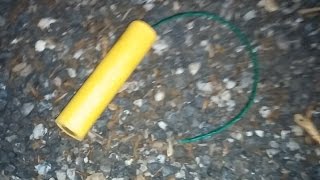 Yellow tube test with whistle mix (Heksehyls kanonslag)