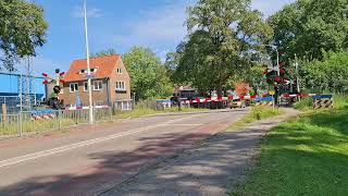 Spoorwegovergang Doetinchem // Dutch Railroad Crossing