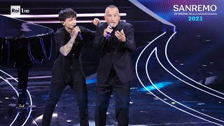 Sanremo 2023 - Ultimo con Eros Ramazzotti canta un medley di Eros Ramazzotti