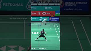 Excellent fake by Kenta Nishimoto #badminton #malaysiaopen2023