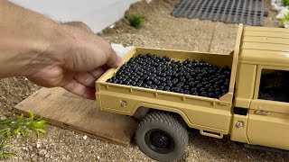 Toyota Land Cruiser 70 Series RC | Simulation Metal Balls, Rocks & Sand Delivery Road Test