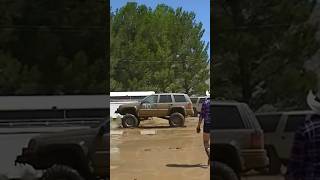 Lifted Jeep Grand Cherokee ZJ 5.2L V8 WILD Launch #offroad #sendit #mud