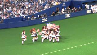 2011年10月8日　中日VS讀賣　ドアラの占いバック転タイム