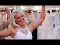 bride wants to stand out but picks same style dress as her twin say yes to the dress uk