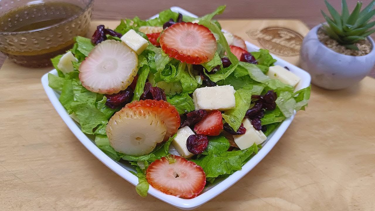 🥬😋 La Mejor Ensalada De Lechuga Y Fresas. ¡Te Encantará! 🍓🥗 - YouTube