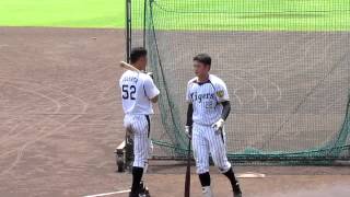 平成26年7月21日練習日阪口と小豆畑バント練習（鳴尾浜）