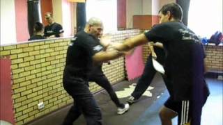 Knife fighting. Counters in different ranges. Armed Combat and Tactics. What works.