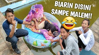 PEMBALASAN! PRANK TIM KITA, PINDAHIN KASURNYA KEKOLAM RENANG SAMPAI EMOSI! | Mikael TubeHD