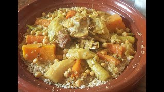 le couscous marocain aux légumes كسكس الحمرا بالخضر بجميع المراحل