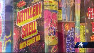 Experts talk about what to avoid when handling fireworks