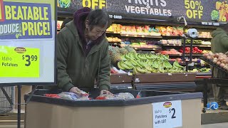 'People need help' E. Palmer Supermarket celebrates 3rd annual grocery giveaway