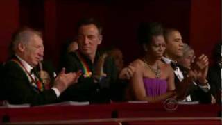 Ron Kovic habla sobre Springsteen en el Kennedy Center (Subtitulado)