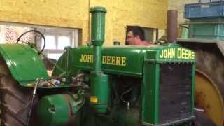 Démarrage John Deere modèle D unstyled 1939