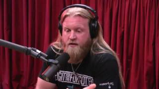 Joe Rogan \u0026 Justin Wren on Having a Sense of Community