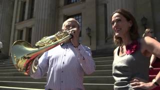 Iván Fischer takes the Sarah´s Music Horn Challenge - extended version!