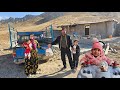 Ahmed's kindness and generosity to Parisa 😍 / Nomadic life documentary