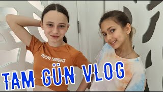 Ela ile tüm gün vlog. Saçlarımızı ördük, alışveriş yaptık.