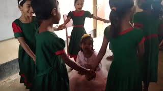 এমন মজা হয় না গায়ে সোনার গয়না।#viralvideo #flowers #primaryschool