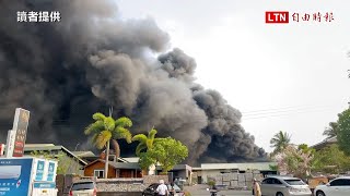 台南永康工廠火警 消防員馳援灌救(讀者提供)