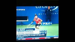 Federer vs Djokovic US Open 2009: Amazing b/w the leg shot