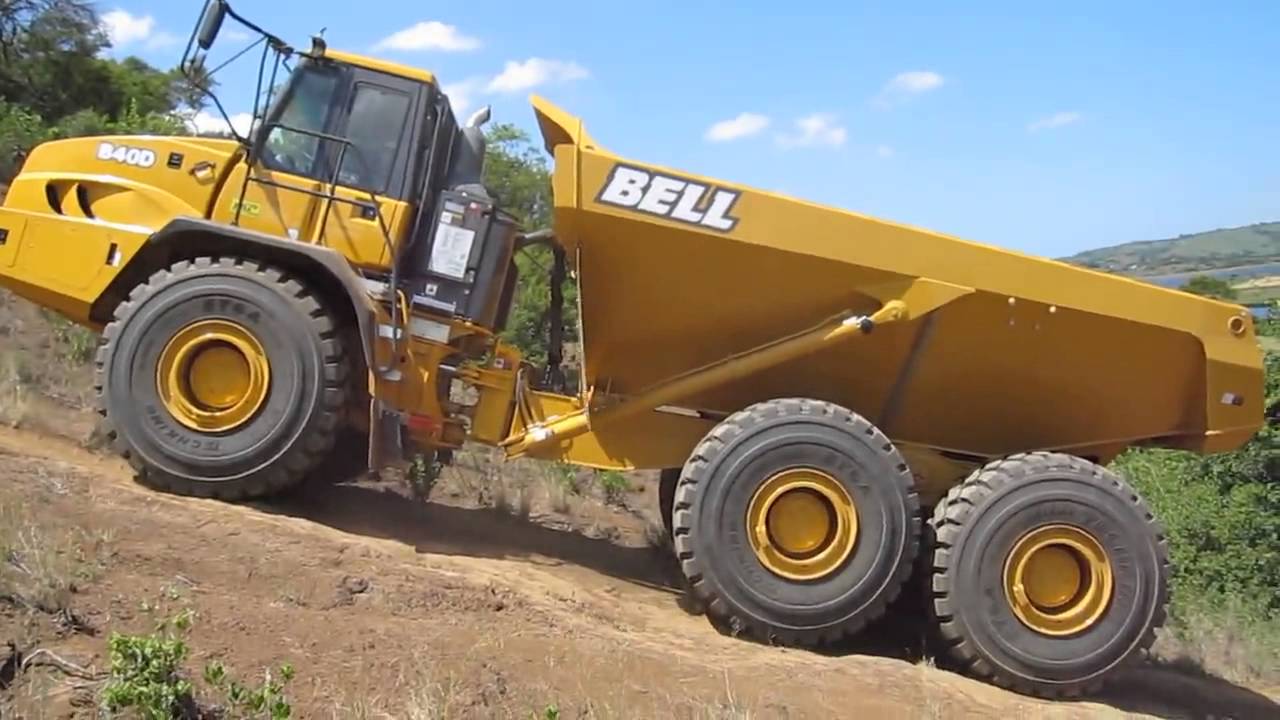 BELL B40D Extreme Uphill - YouTube