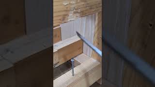 TRICKS OF HAMMERING NAILS IN TIGHT AREA #howto #diy #tutorial #carpentry #carpenter #hacks #shorts