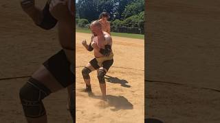 Moving those hips #sumo #shorts #youtubeshorts #相撲 #大相撲 #力士 #相撲好き #大相撲観戦 #土俵 #大関 #相撲ファン #格闘技 #アマ相撲