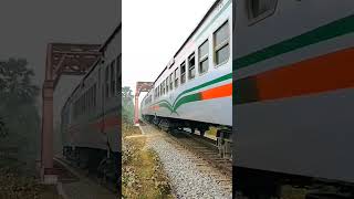 হলহলিয়া রেলসেতুতে রুপের রানী #shorts #travel #viral #train_vlog