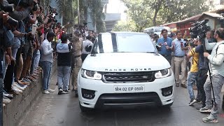 Sharukh Khan Finally Leaving Wid Son Aryan From Jail | 1महिने के कारावास के बाद मिली आर्यन को मुक्ती