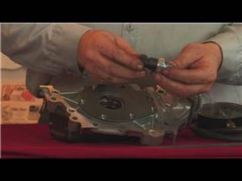 Auto Repair & Maintenance : How to Check if an Oil Pump Is Bad Auto Repair & Maintenance : How to Check if an Oil Pump Is Bad