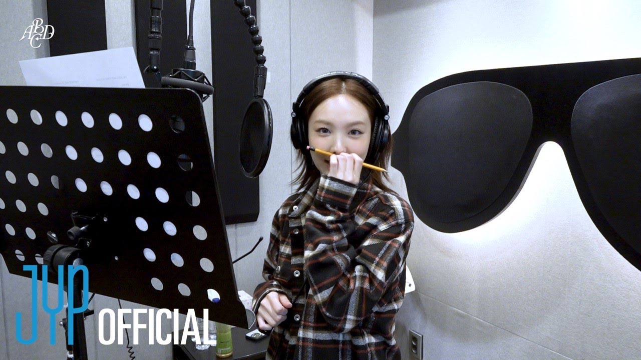 Nayeon Abcd Recording Behind Youtube