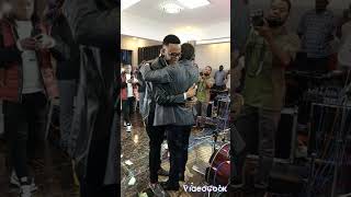 frère bodrick kabuadu chante ekuweme et fait pleurer toute la salle 😭😭😭😭😭😭😭