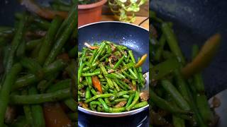 Stir-fried pork with green king #lovetocookformyfamily