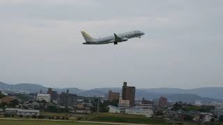 エンブラエル ERJ-175 FDA10号機JA10FJ@県営名古屋空港