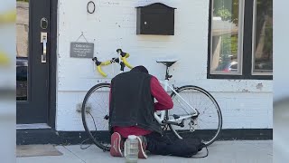 Denver neighbor stops unusual bike theft attempt